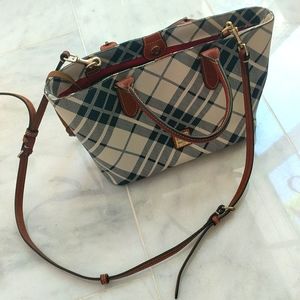 Dooney & Bourke bag